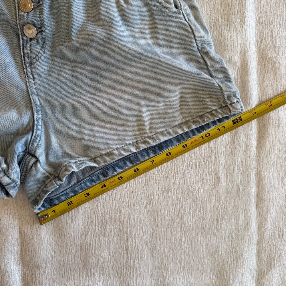 American Eagle Womens Size 2 Blue Denim Paperbag Waist Mom Shorts - Picture 11 of 16